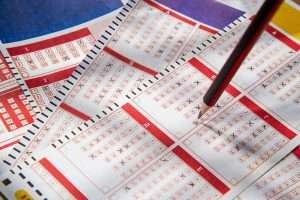 9 números na lotofácil ganha alguma coisa
