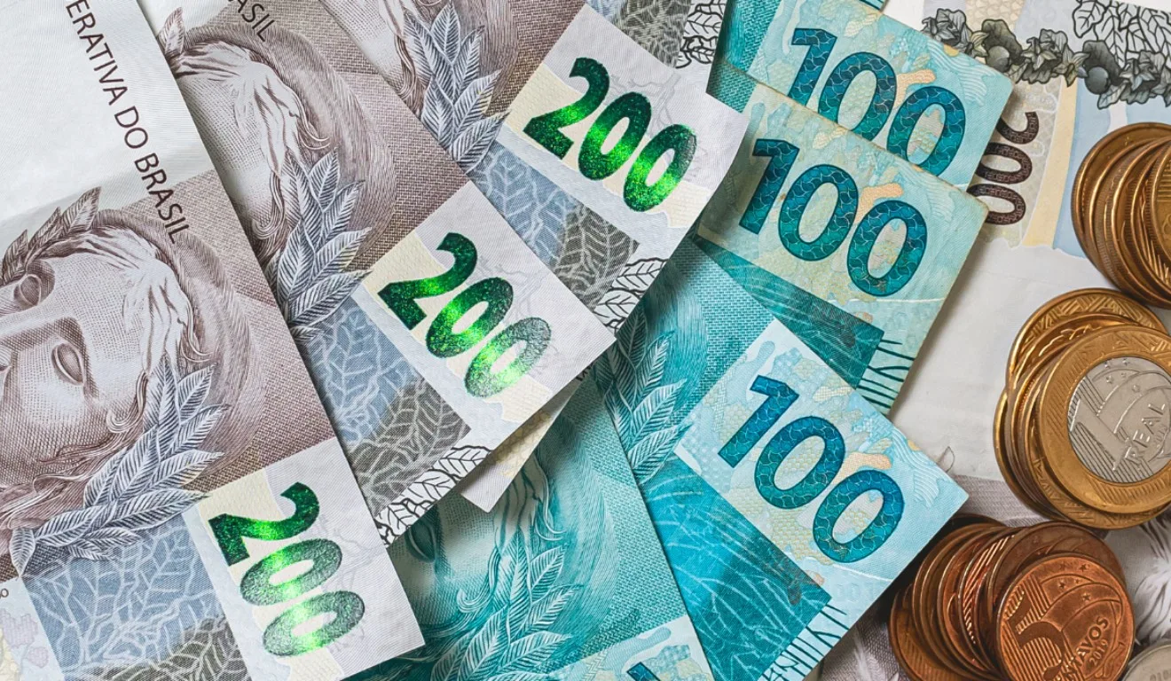 Três apostas do Paraná acertam a quina da Mega-Sena e recebem mais de R$ 218 mil - Imagem do artigo original