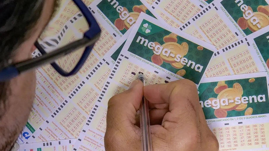 Aposta de Teresópolis leva R$ 53,9 milhões na Mega-Sena; confira resultados das demais loterias - Imagem do artigo original